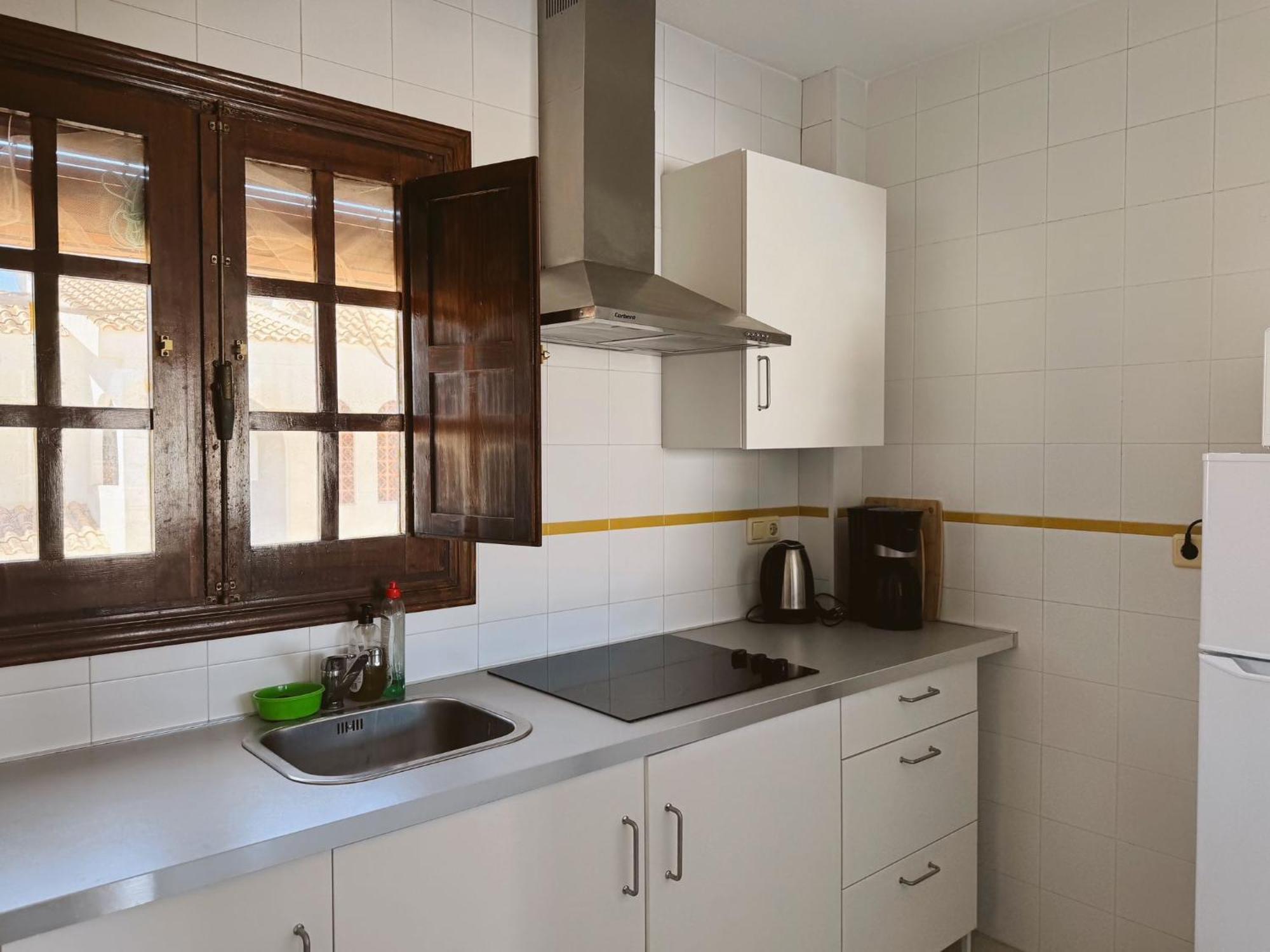 Apartment El Paraiso, 1 Bedroom 300M From The Sea ตอร์เรเวียคา ภายนอก รูปภาพ